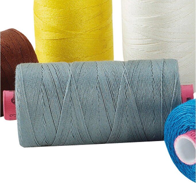 Berger Ompelulanka 300 metriä, valkoinen tai harmaa Harmaa