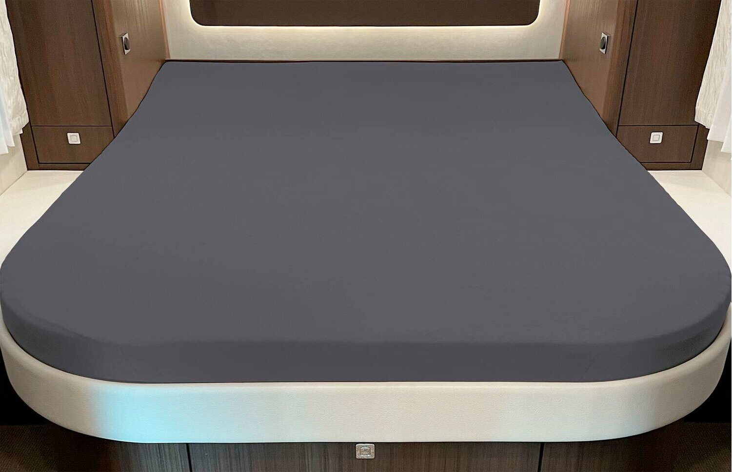 Berger lakana parisänkyyn Titaani