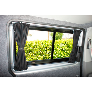 Kiravans verhosetti 2 kpl VW T5/T6 takavasen