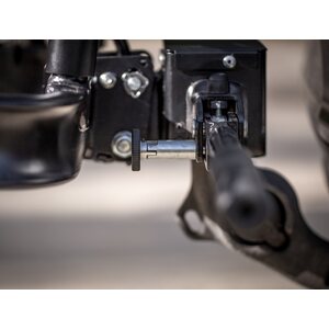 Taitettava pyöräteline vetokoukkuun Carlo Plus